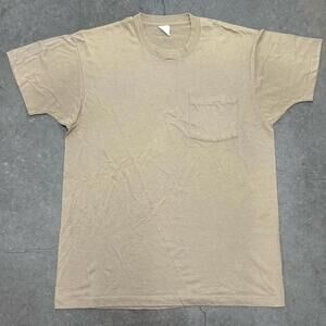 VNTG Fruit of The Loom Pocket T Shirt